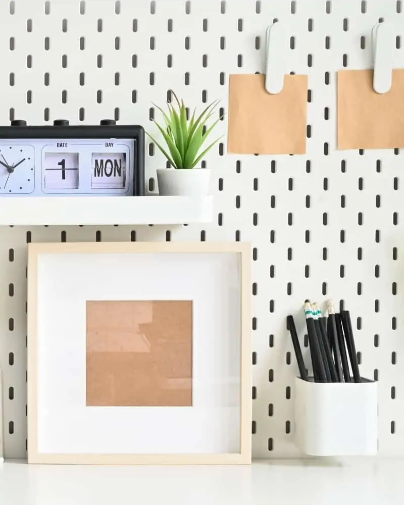 How to hang wood art on a wall?