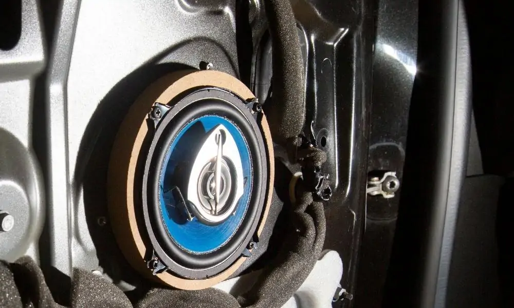 Close up look of a mounting hole's outer diameter with speaker attached