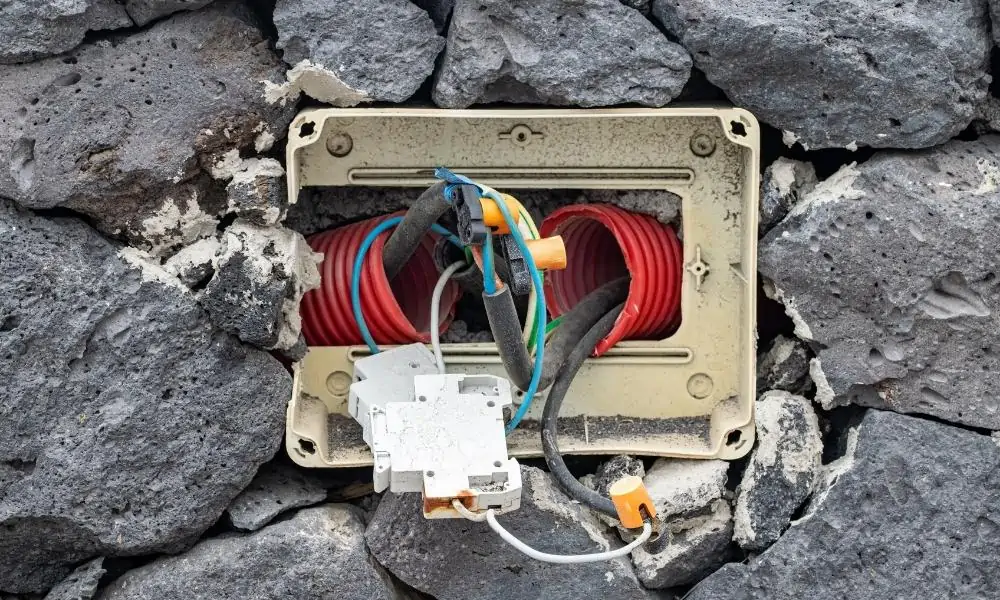 Power supply stone wall
