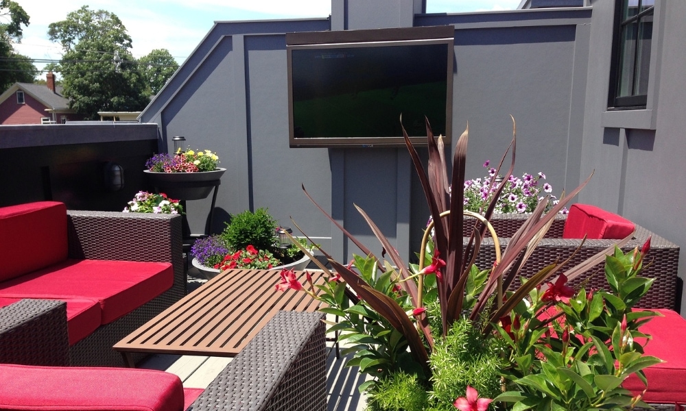 Outdoor living space in a terrace
