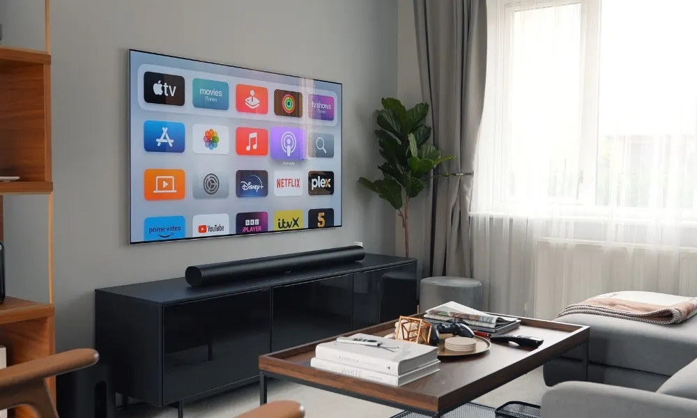 Soundbar under a smart TV (source Adam Kenton)